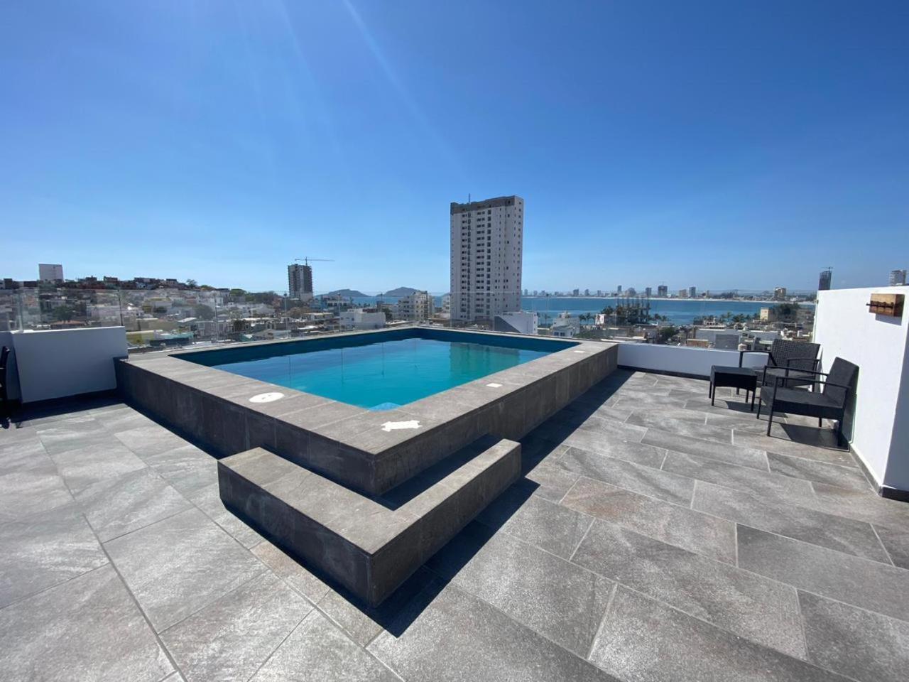 Condo In El Centro Near Malecon! Mazatlan Exterior photo